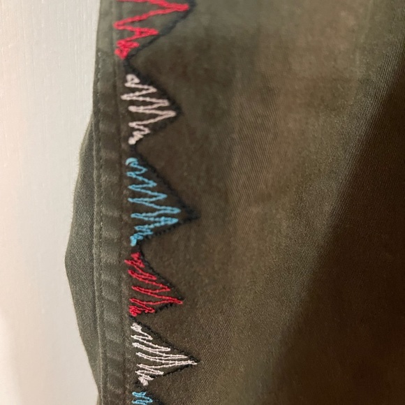 Jimi Roos Designer Army Green Embroidered jogger pants Women’s size 33 W - Picture 2 of 8